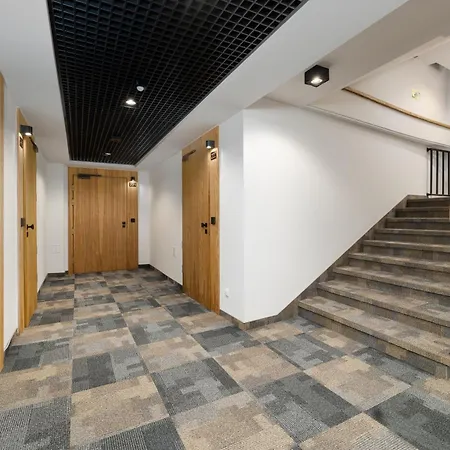 Rzemieslnik Otel 3*