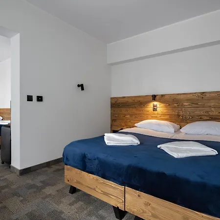 Rzemieslnik Otel 3*